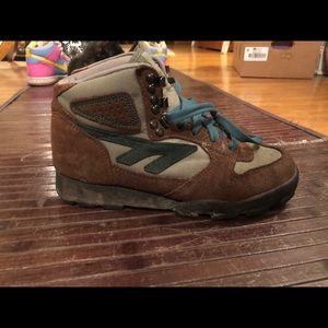 HI-TEC hiking boots size 7